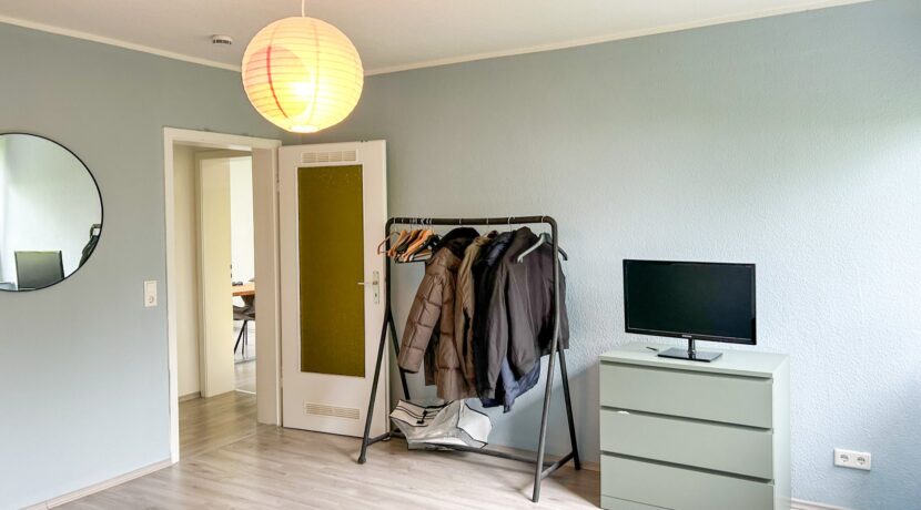 geräumiges Schlafzimmer