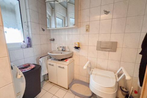 Badezimmer DG