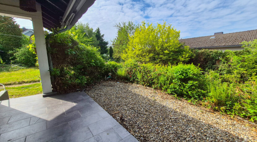 überdachte Terrasse