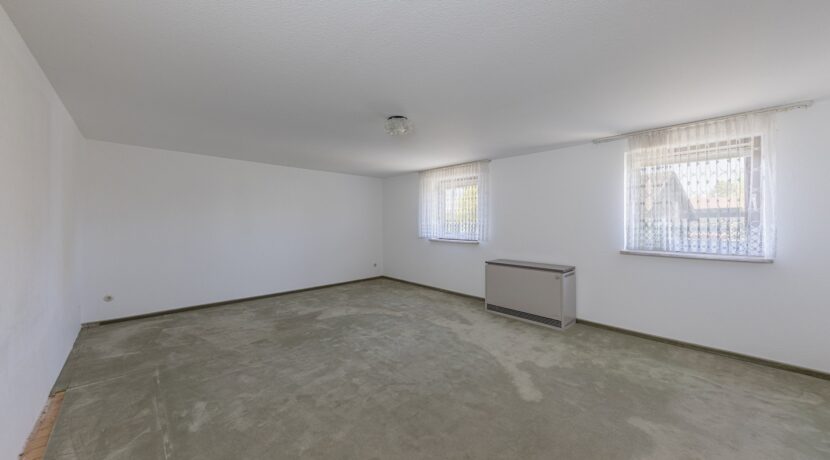 Arbeitszimmer im Erdgeschoss