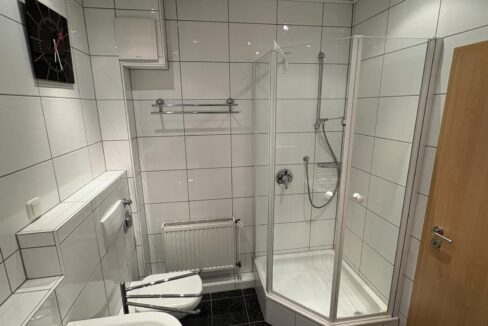...Dusche