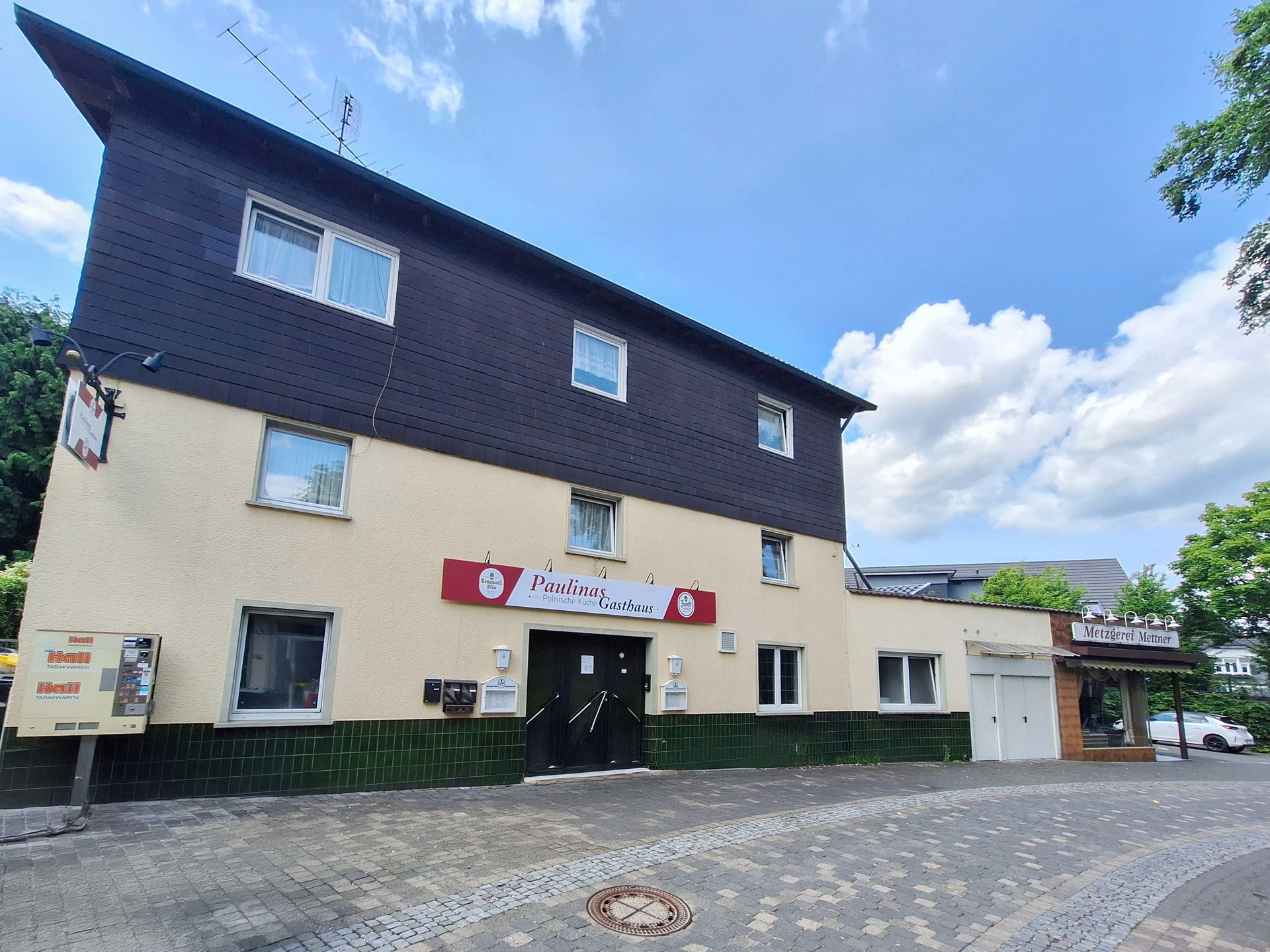 Renditestarkes Wohn- und Geschäftshaus mit 4 Einheiten in zentraler Lage von Waldbröl!