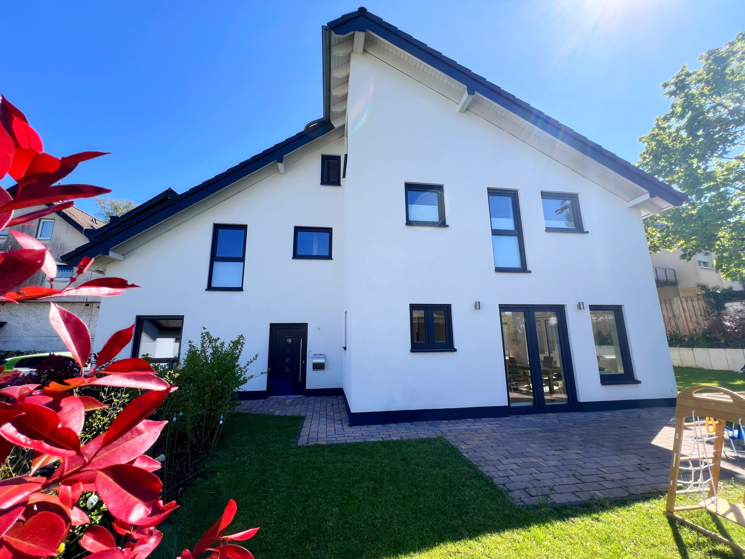 Top-modernes, freistehendes Einfamilienhaus in Moitzfeld