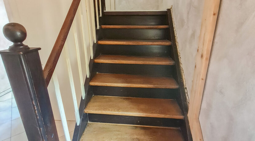 Holztreppe