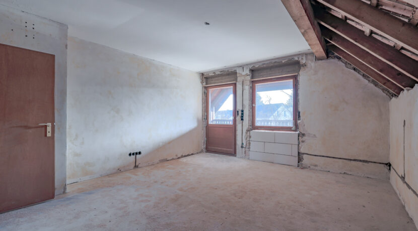 Zimmer 1 OG