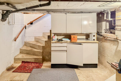 Haus Nr. 6 KG
