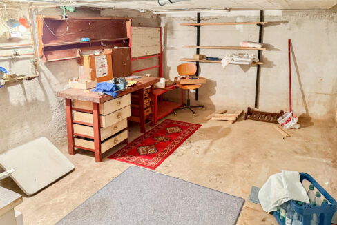 Haus Nr. 6 KG