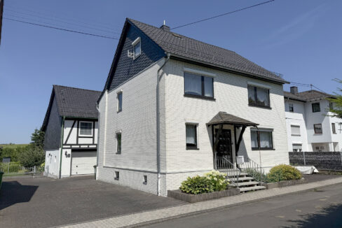 Straßenansicht