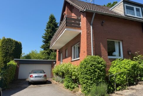 Zufahrt/Garage
