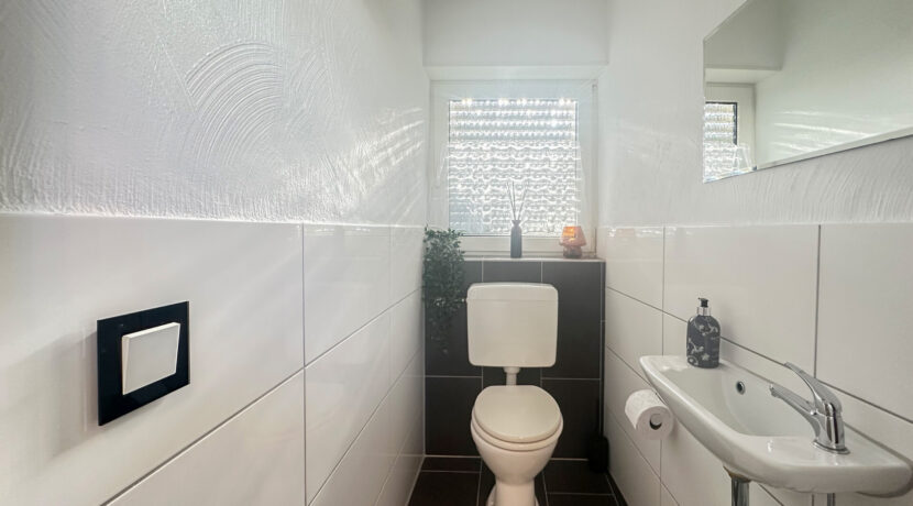 EG Gäste-WC Anbau