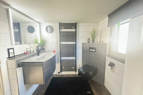 1. OG Badezimmer
