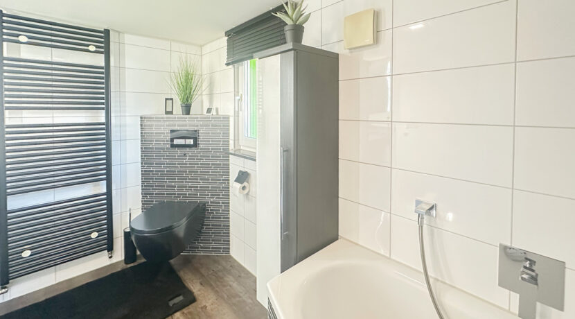 1. OG Badezimmer