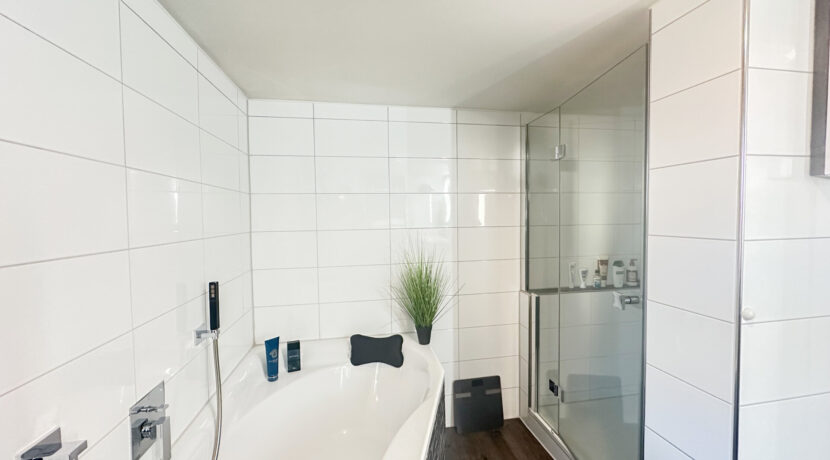 1. OG Badezimmer EG