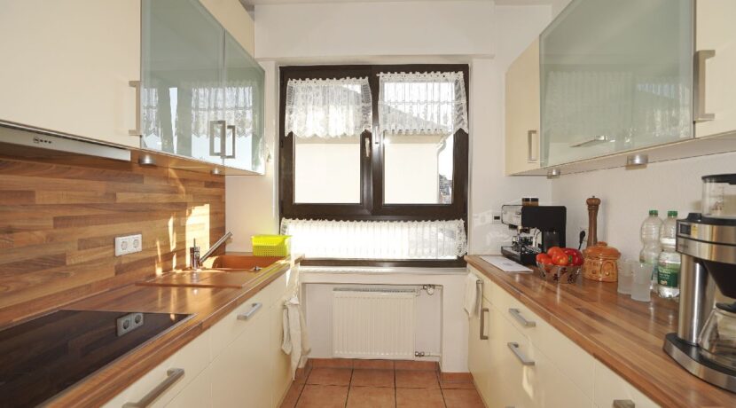 Küche Teilansicht 1 OG-Wohnung