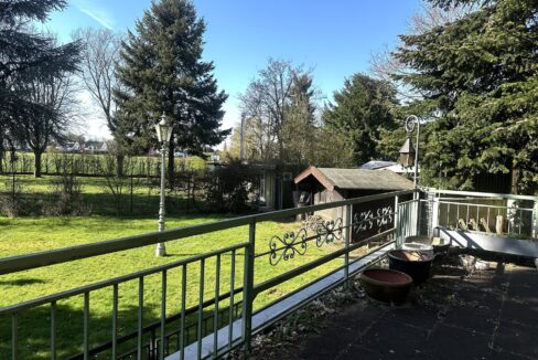 Terrasse und Garten