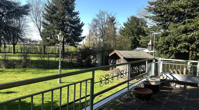 Terrasse und Garten