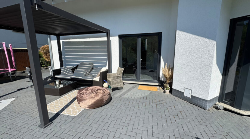 große Terrasse