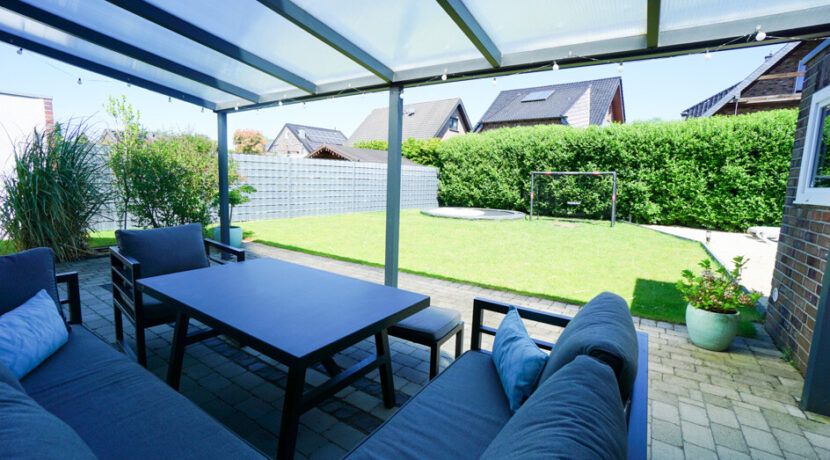 ... mit Zugang zur Terrasse