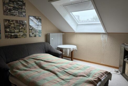 Schlafzimmer 2 DG