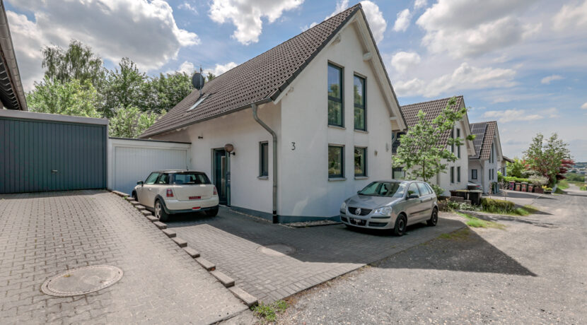 Straßenansicht