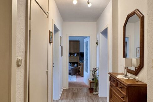 Altbau - Flur OG rechts