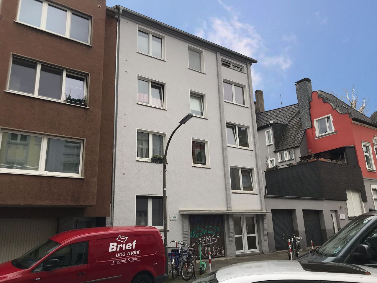 1 Zimmer – Wohnung Nähe Kreuzviertel in der Weisbachstr. 30 zu vermieten! - Photo 2