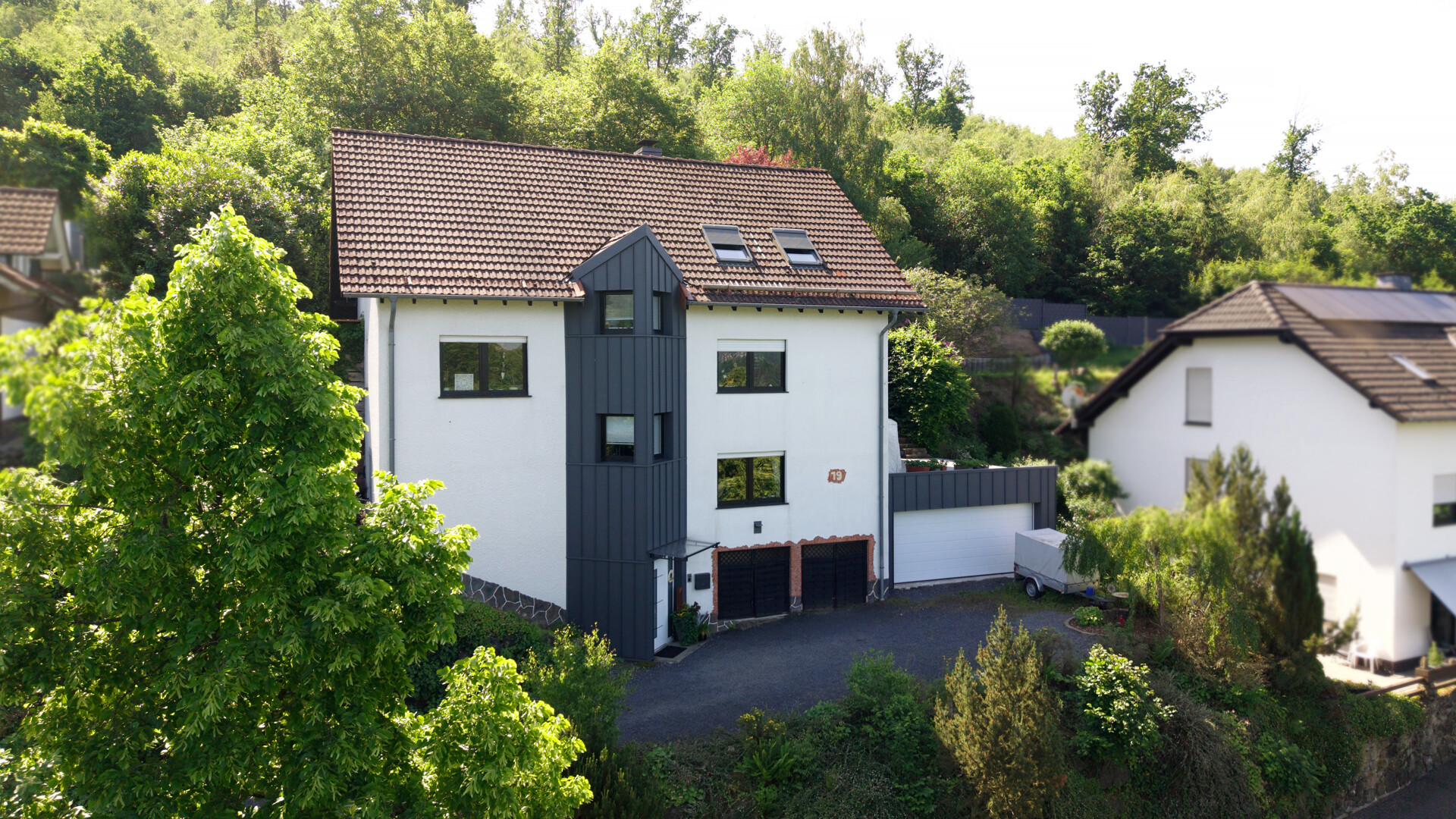 Viel Platz für die ganze Familie – gepflegtes Zweifamilienhaus für individuelle Wohnkonzepte!