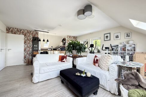 Wohnzimmer DG