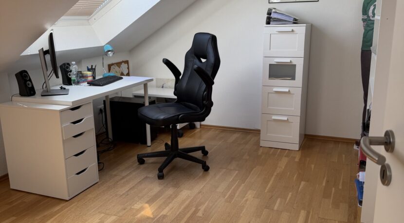 Kinderzimmer 2 / Arbeitszimmer