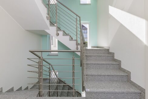 top gepflegtes Treppenhaus