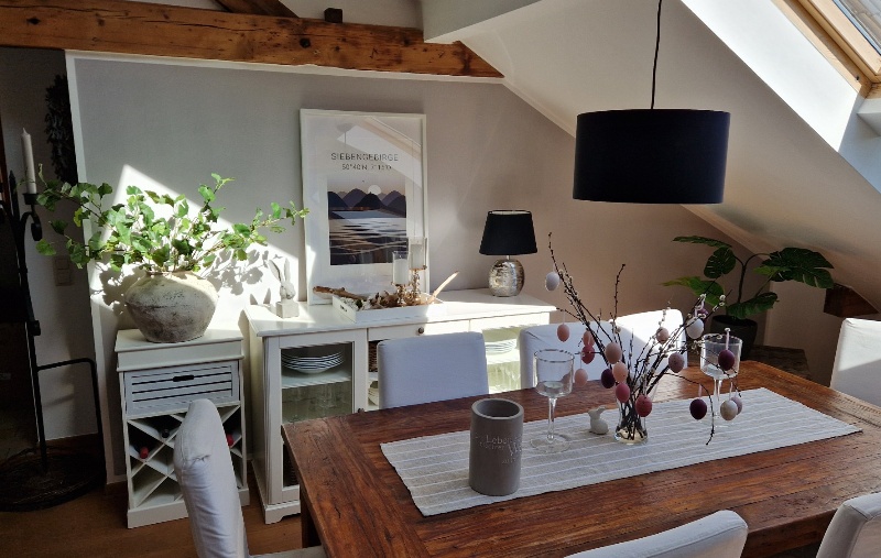 Charmante 3-Zimmer-Wohnung in gepflegter Altbauvilla mit Dachterrasse - Photo 4
