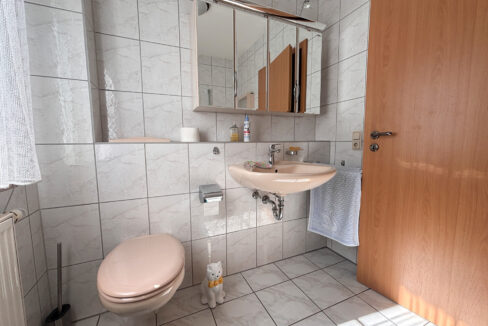 Badezimmer EG
