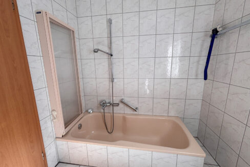 Badezimmer EG