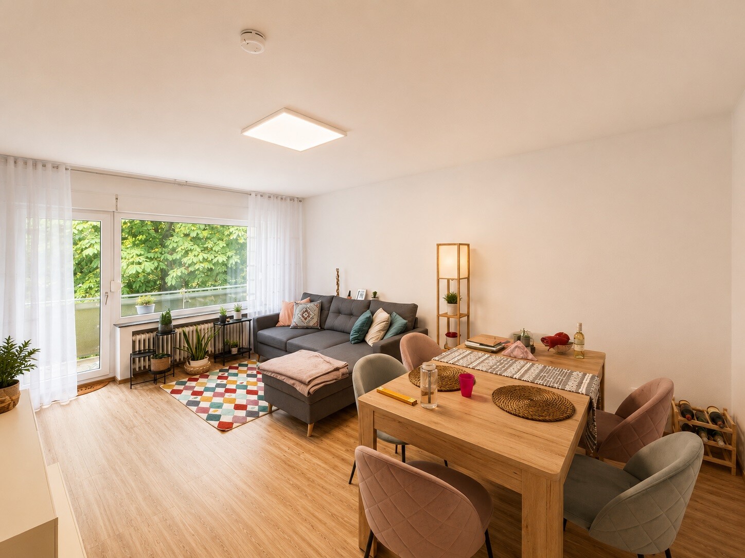 Helle 3-Zimmer-Wohnung mit Balkon in gefragter Lage von Meerbusch-Osterath zu mieten!