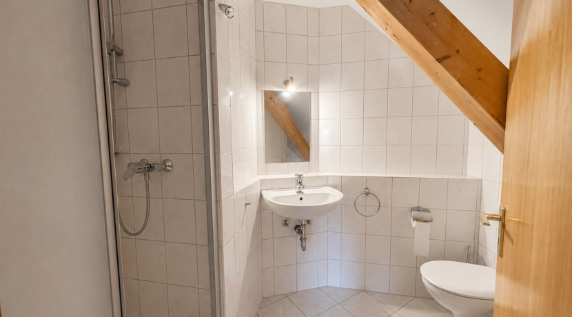 Badezimmer 1.OG