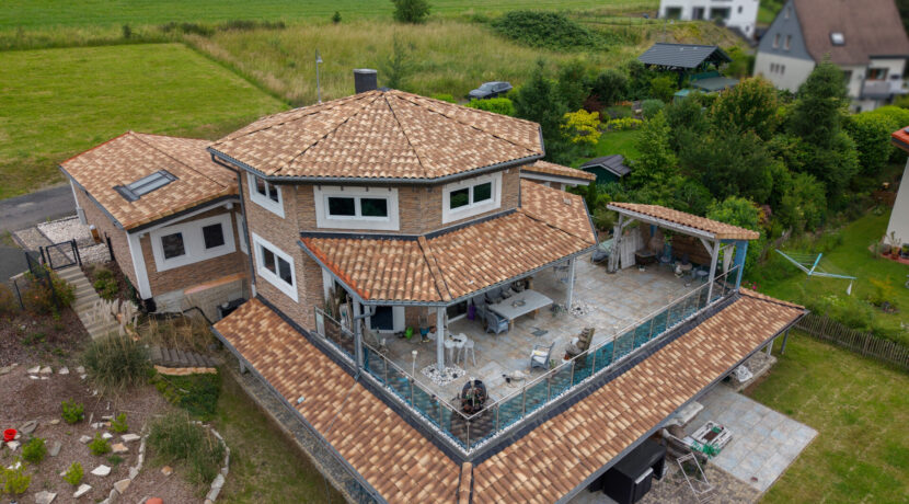 Luftaufnahme - Blick zur Terrasse