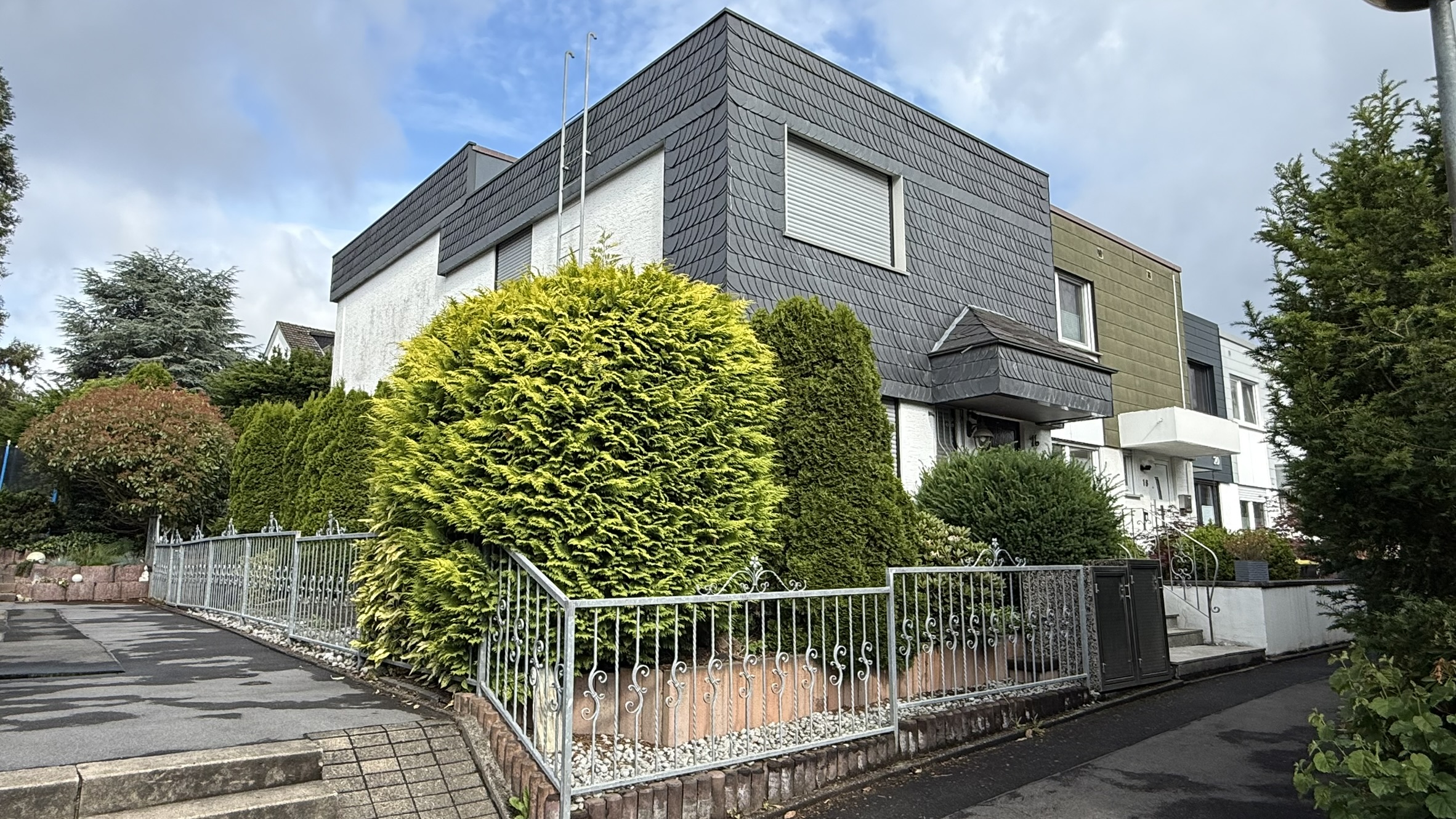 Renoviertes Reihenhaus für 4 Personen mit ca. 132,02m² in Dortmund Aplerbeck zu vermieten
