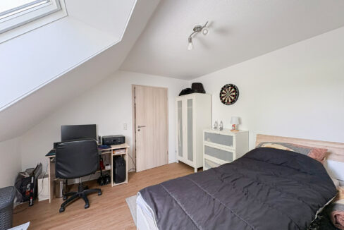Schlafzimmer DG Rechts