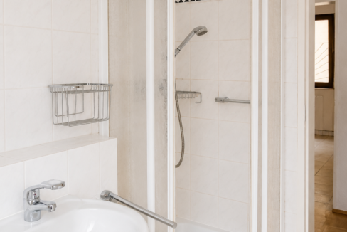 mit Dusche