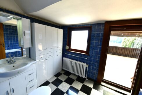Obergeschoss Badezimmer 1