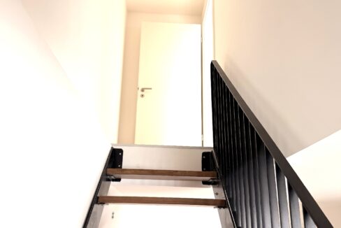 Treppe zum Obergeschoss