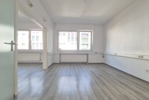Büro 1