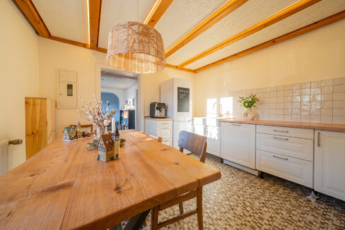 Küche Vorderhaus KI generiert