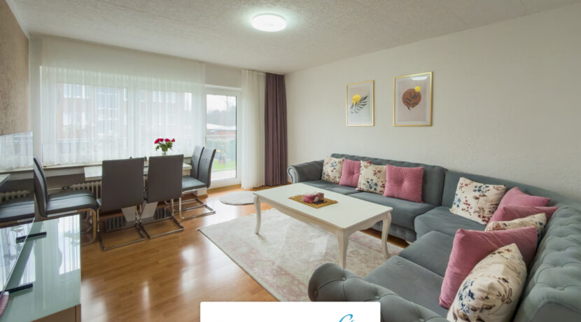 33 Wohnzimmer