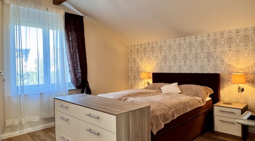 Raum 5 Schlafzimmer OG