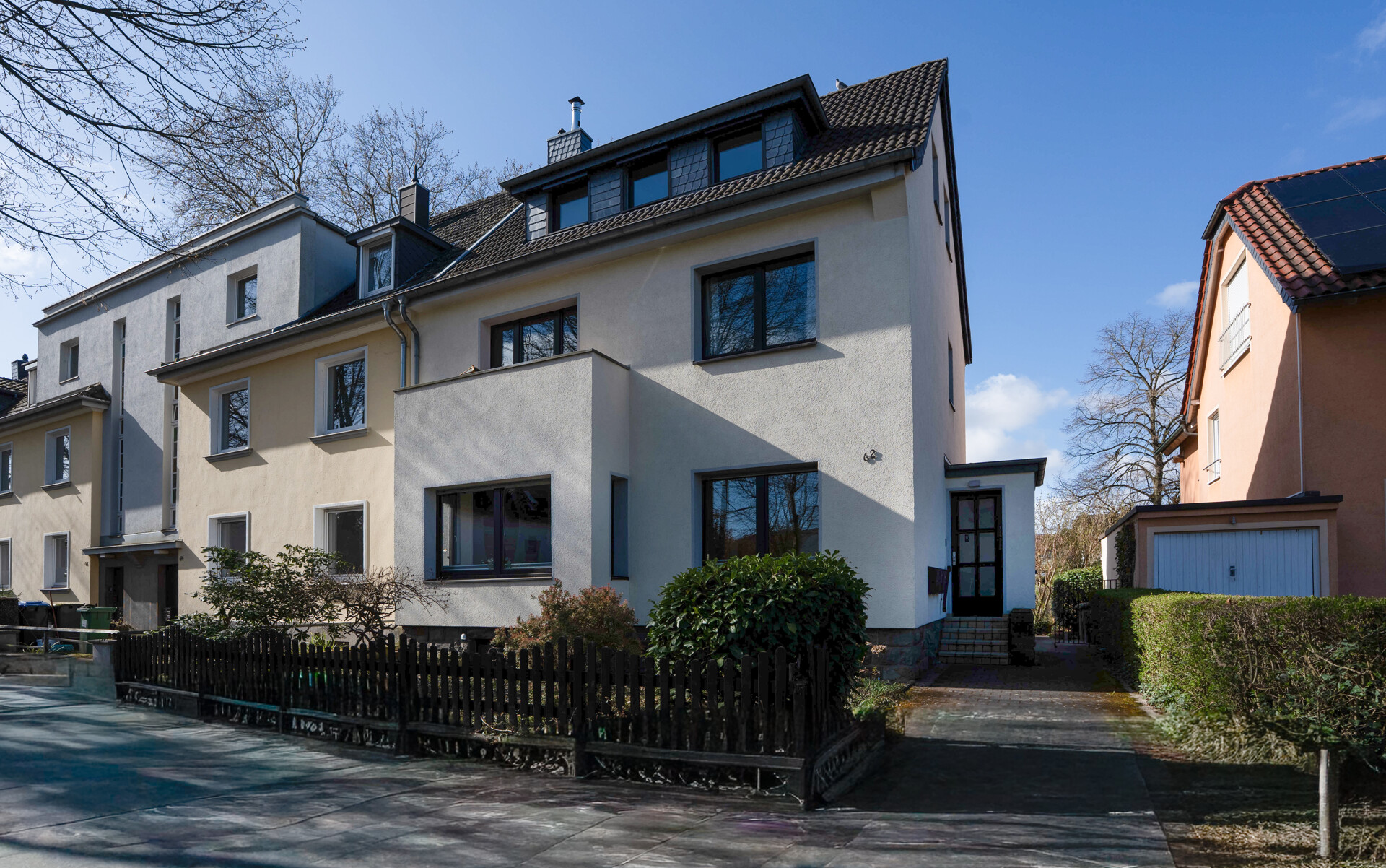 Ein-/bis Zweifamilienhaus mit Garten in attraktiver Lage von Bonn – Whg 1.OG aktuell vermietet