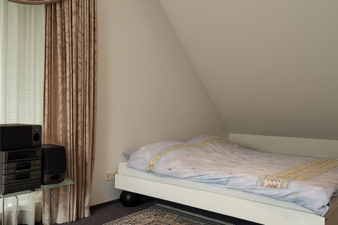 Schlafzimmer1