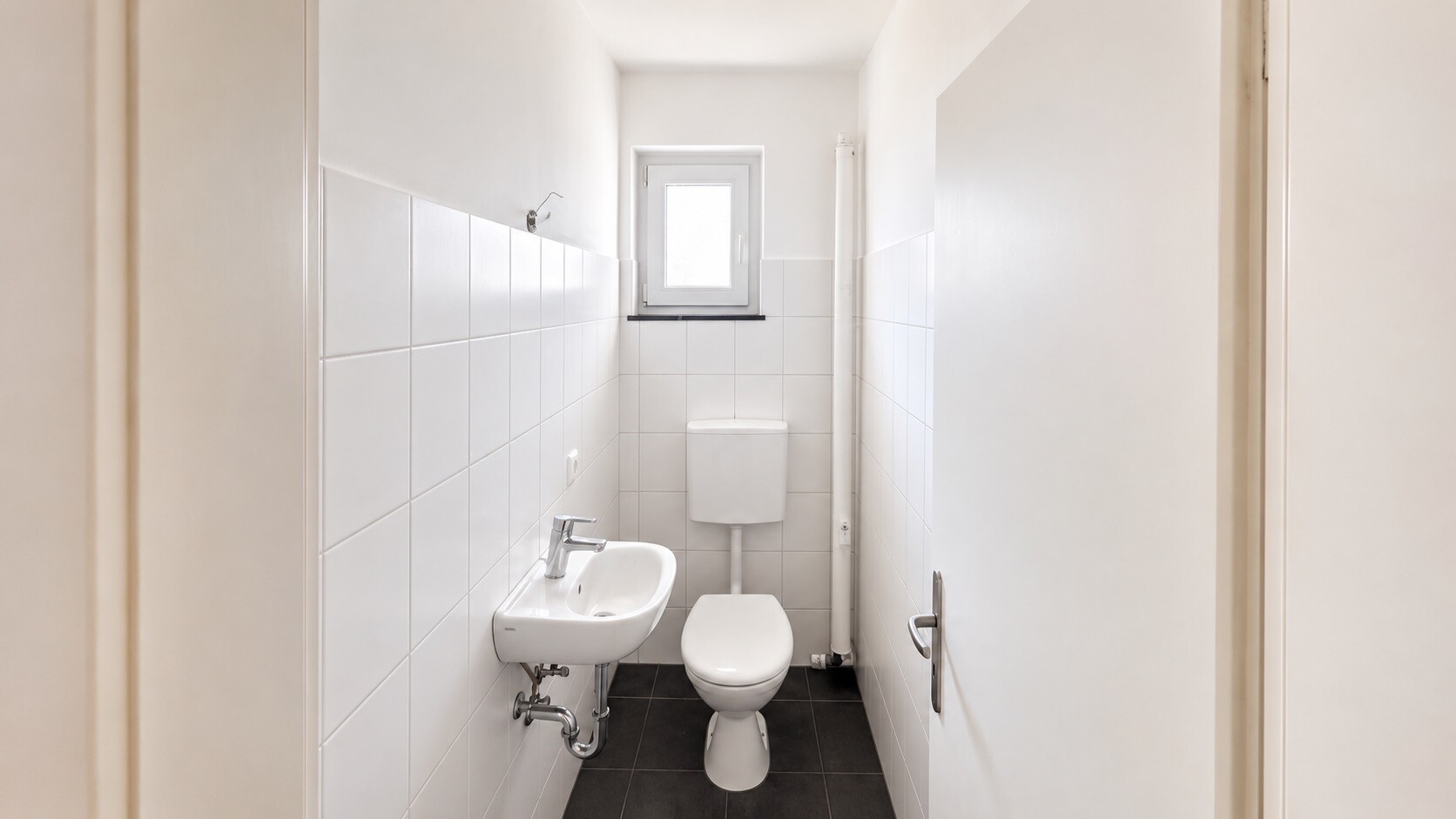 MODERNE 3-ZIMMERWOHNUNG MIT BALKON IM KREFELDER ZENTRUM ZU MIETEN! - Photo 3