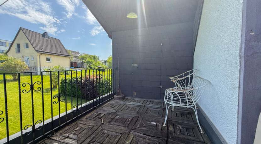 Balkon OG