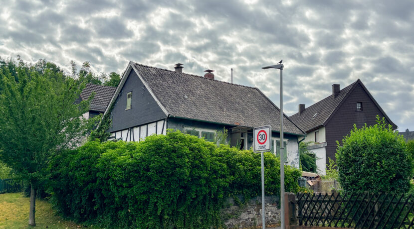 Straßenansicht